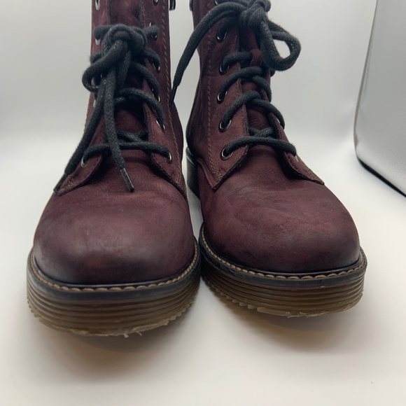 V-Italia La Farfalla Water Resistant Plum Royal Nubuck Leather Size 8 - Picture 4 of 16